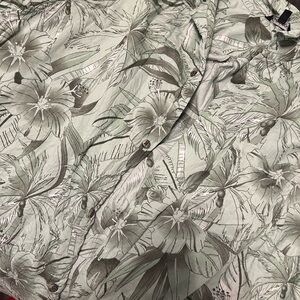 Men's Green Floral Casual Button Down Shirt